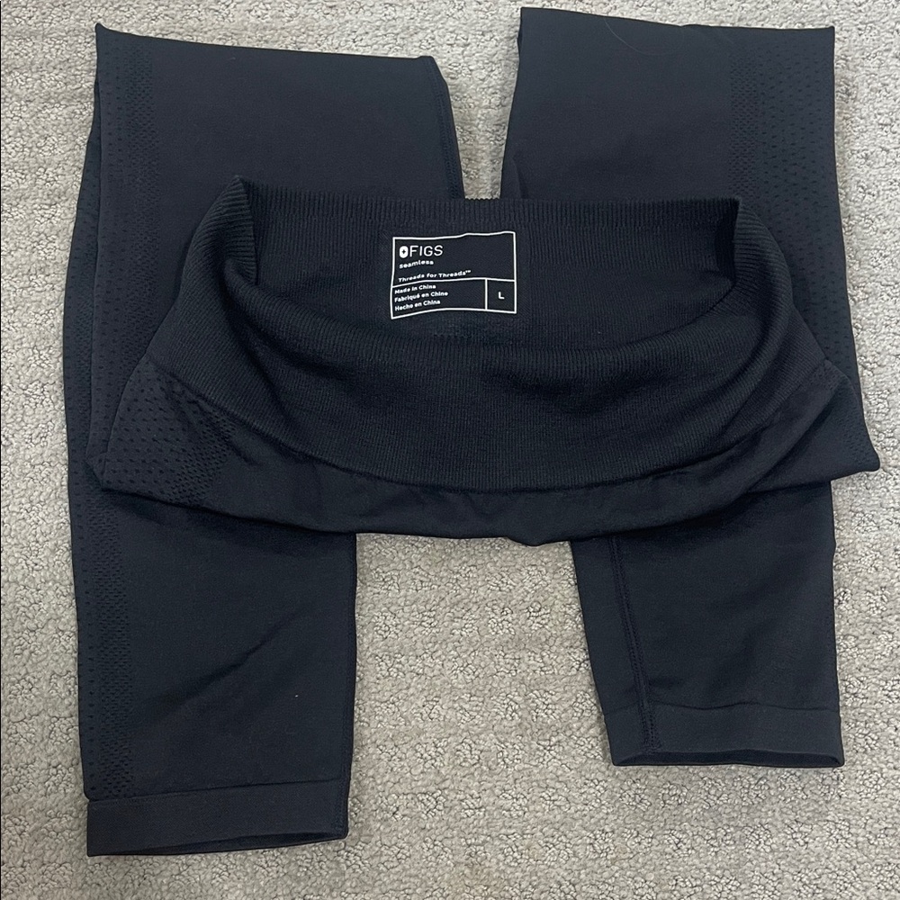 Figs Black under Scrub leggings size L new never worn no tags black womens